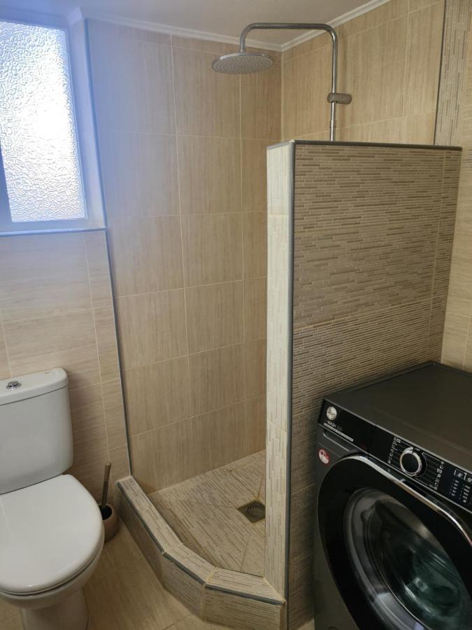 Small Luxury Apartment أنافيسوس المظهر الخارجي الصورة