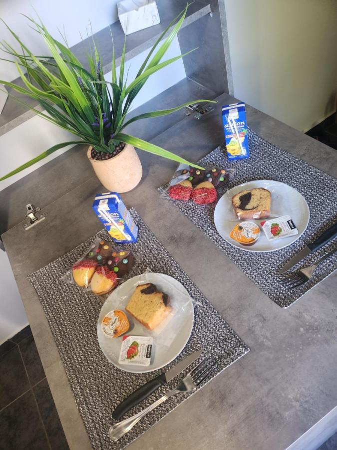Small Luxury Apartment أنافيسوس المظهر الخارجي الصورة